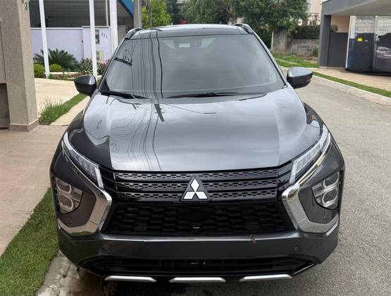 MITSUBISHI ECLIPSE CROSS 1.5 MIVEC TURBO GASOLINA HPE-S S-AWC CVT MITSUBISHI ECLIPSE CROSS 1.5 MIVEC TURBO GASOLINA HPE-S S-AWC CVT
